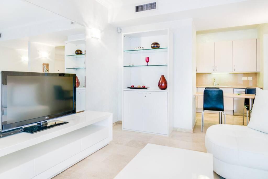 Mamilla Pool - David'S Village - Jerusalem-Rent Exterior photo